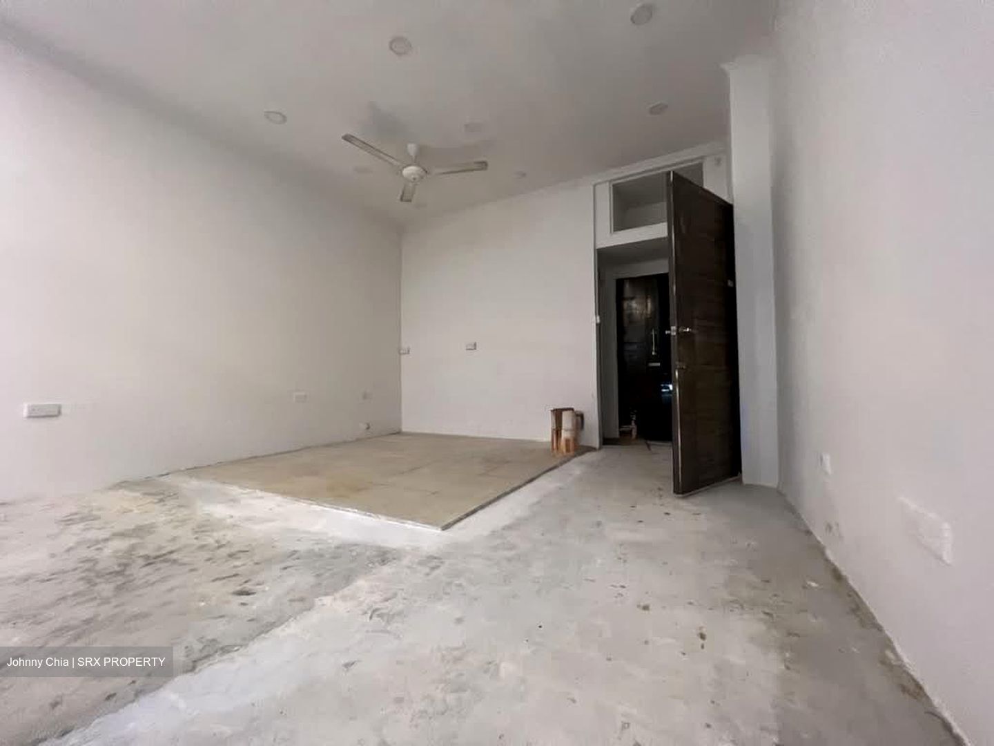 Bedok Reservoir Road (D16), Shop House #606799911